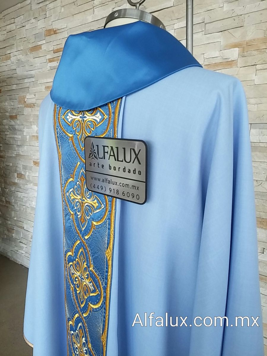 08 SAN MARCOS Azul Cielo DALMATICA Rey 